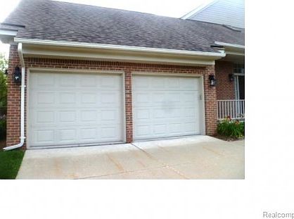 4th image of 161 Charleston Dr #1