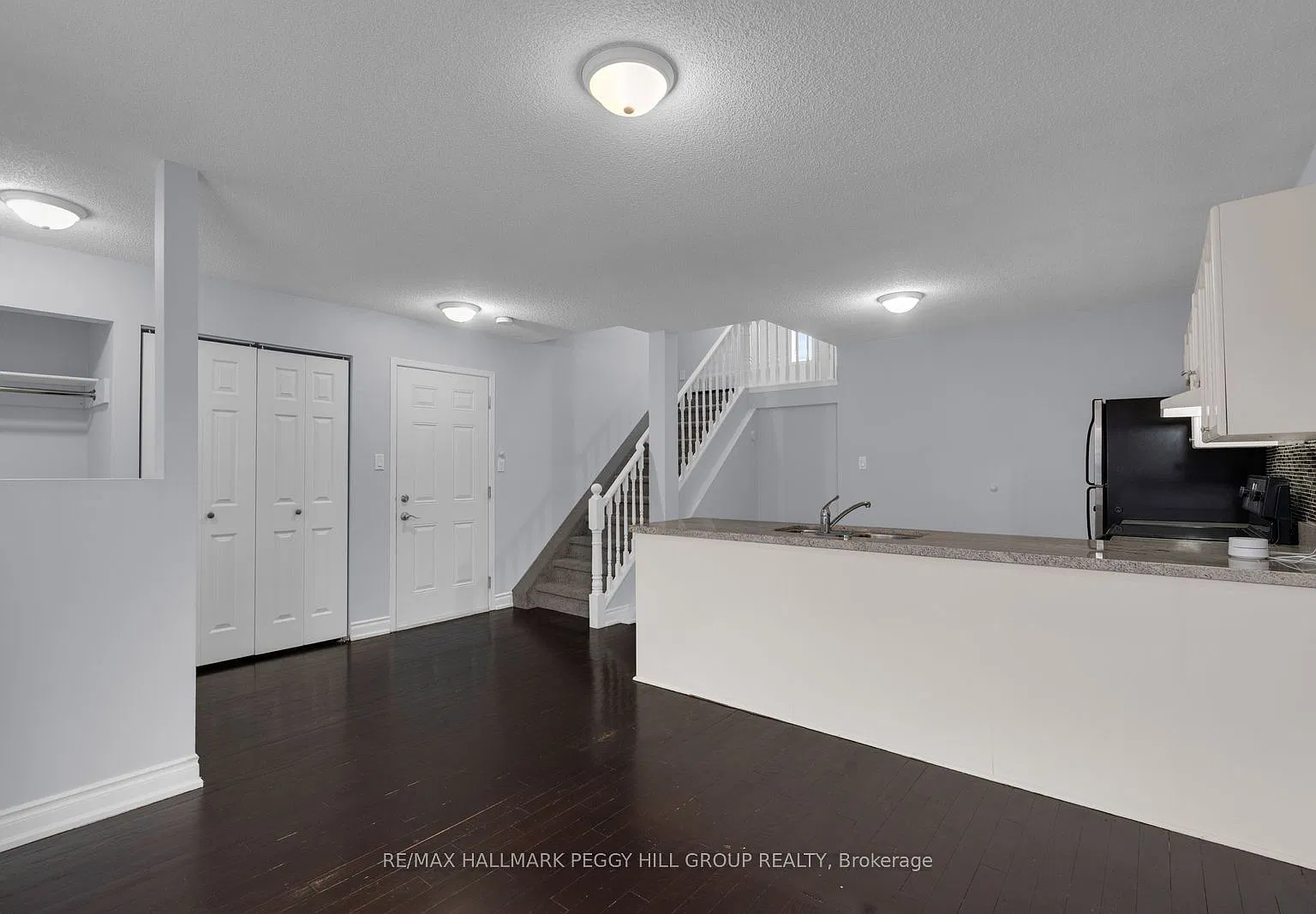 3 bed, $1,800 — Photo 4