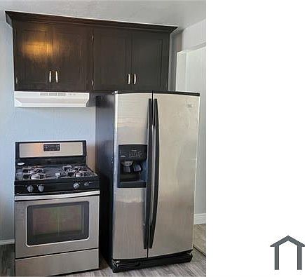 1st image of 3212 W 63rd St