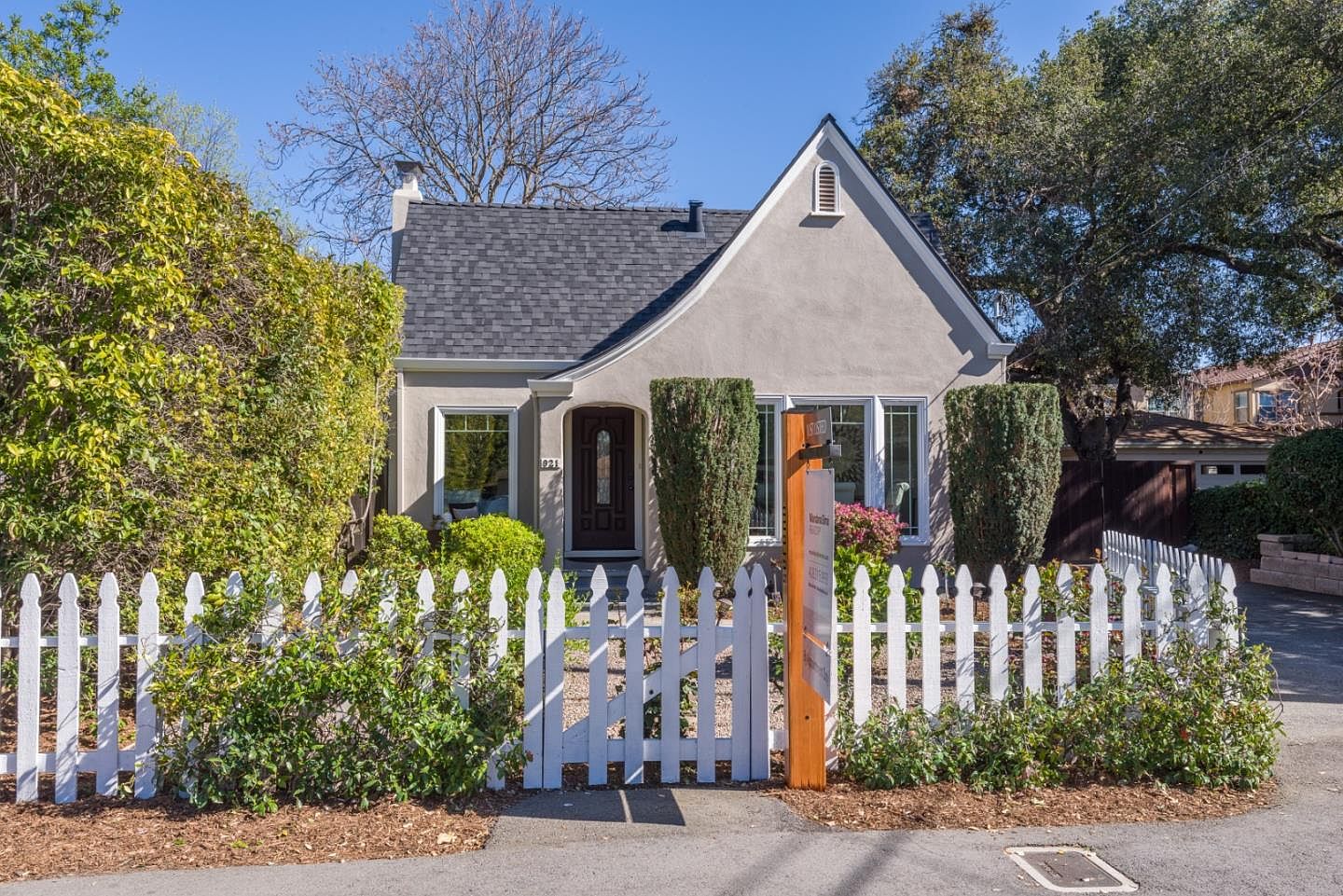 921 Sherwood Ave, Los Altos, CA 94022 Zillow