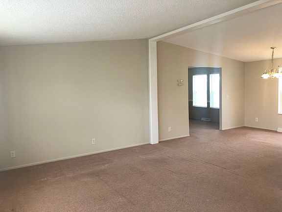 2nd image of 190 Brentwood Dr