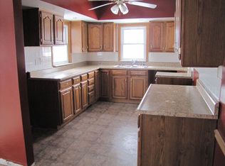 404 Kentucky St, Walkerton, IN 46574