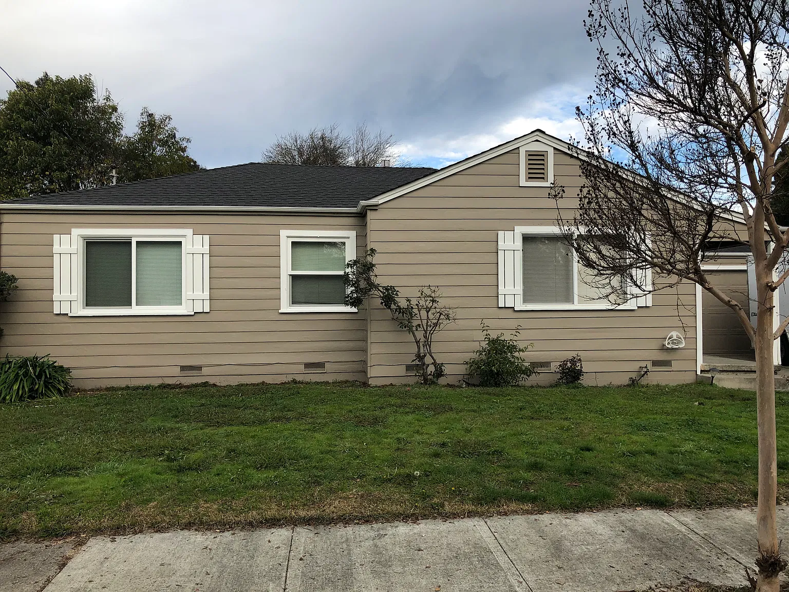 2021 Midway Dr — Photo 1