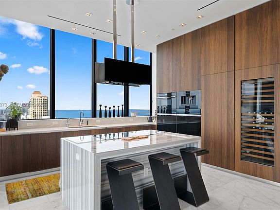 3rd image of 17141 Collins Ave Unit 4002