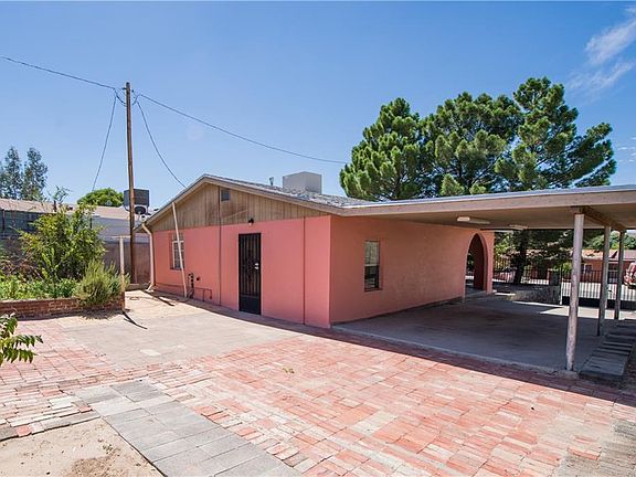 3rd image of 135 Roble Dr