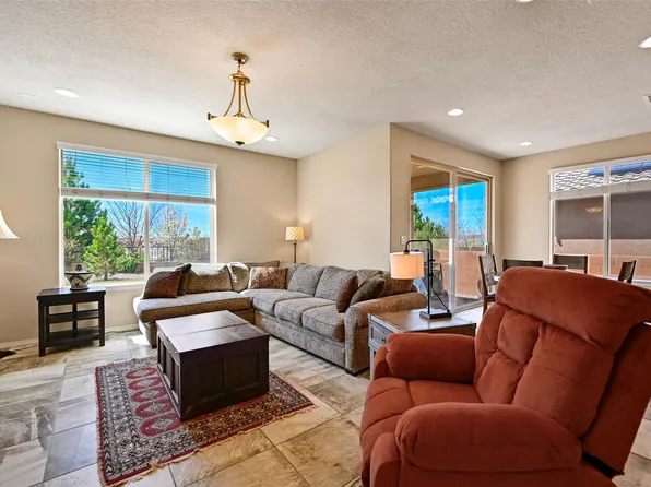 4678 Hojas Verdes, Santa Fe, NM 87507