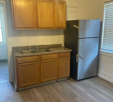 4th image of 342 W Newell St #342