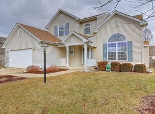 2516 Crystal Tree Dr, Champaign, IL 61822