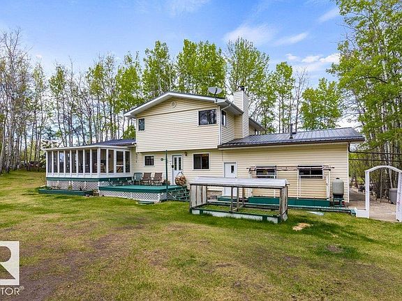 3rd image of 27507 Township Rd #544-138