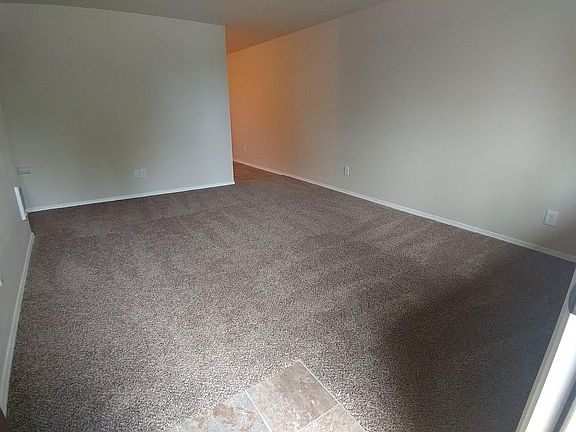 3rd image of 1439 Dearborn Ave #1439