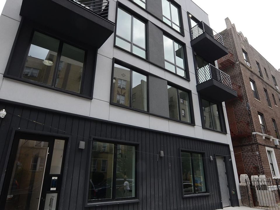 1st image of 480 E 21st St