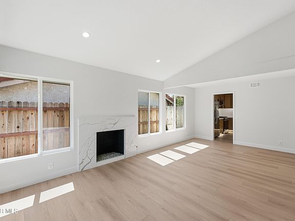 4th image of 206 Cedar Heights Dr
