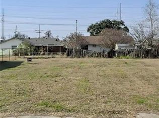 952 N Claiborne Pkwy, Westwego, LA 70094