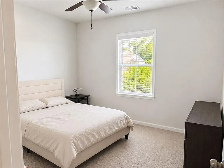 580 Briard Dr — Photo 21