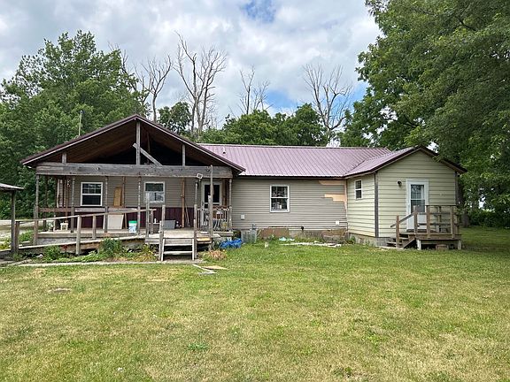 2nd image of 221 E Frazier St