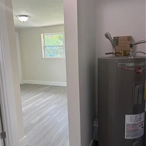 5314 Gilchrist St — Photo 7