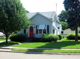 121 N Chestnut St, Princeton, IL 61356