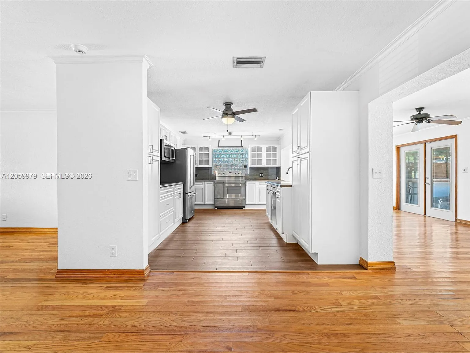 3 bed, 1850 sqft, $4,800 — Photo 4