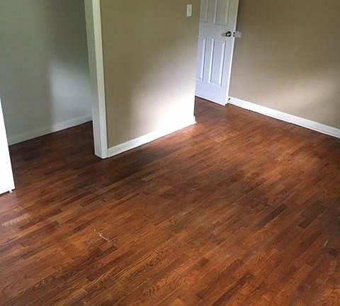 4th image of 526 Portland St NW