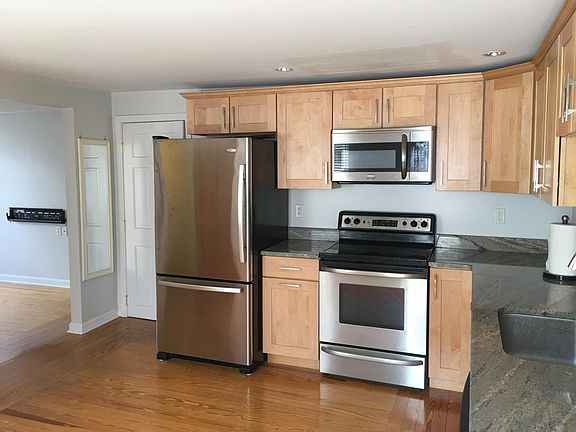 Kitchen Leading Into Living Room