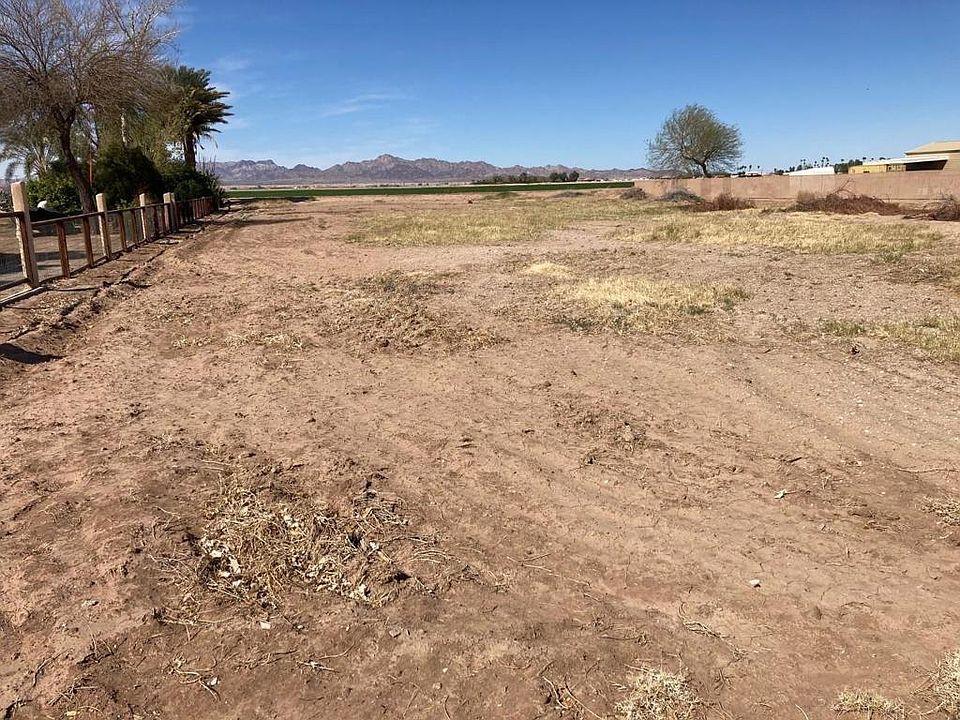 1st image of 11408 Desert Trailways Ln #4