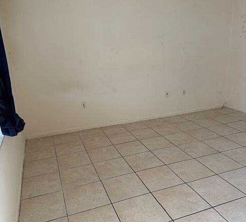 2nd image of 323 E Phoenix St