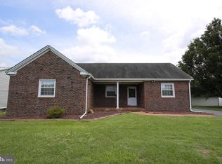 254 Delaware Ave, Harrington, DE 19952