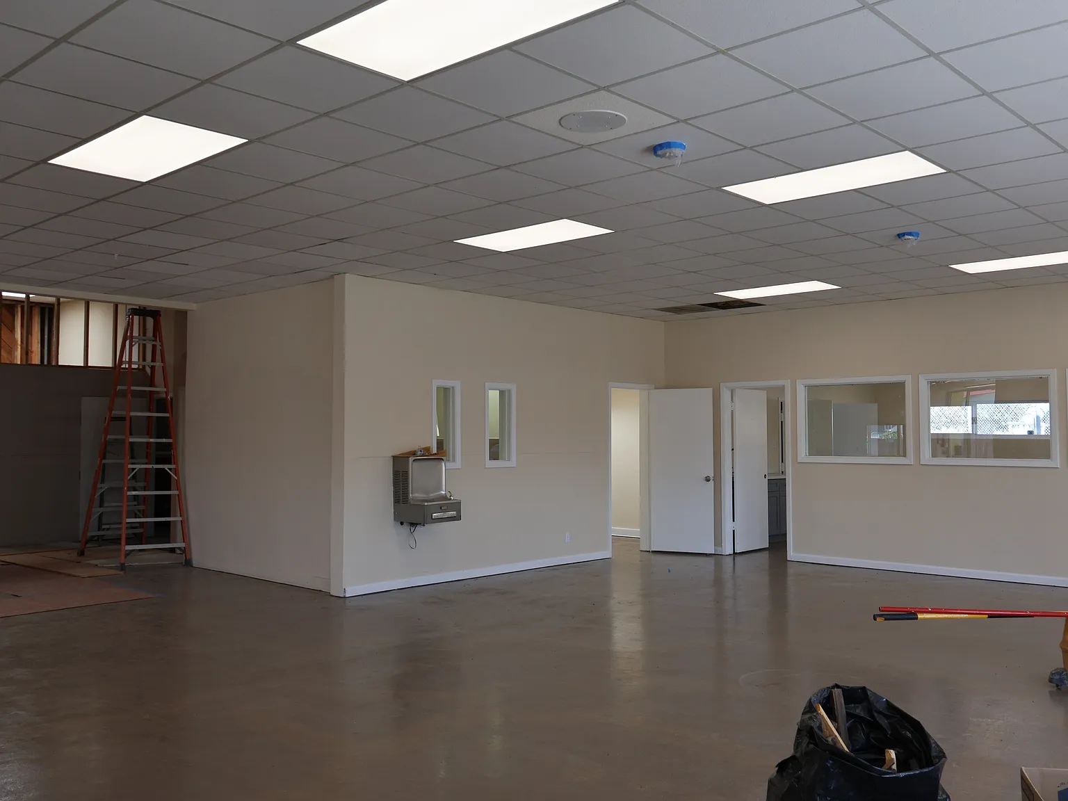 7 bed, 7000 sqft, $15,000 — Photo 4