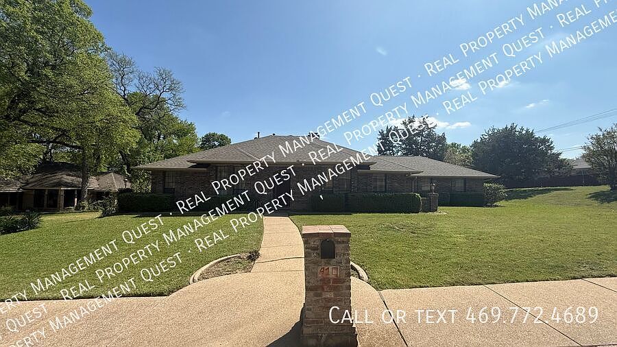1st image of 410 Peacock Cir