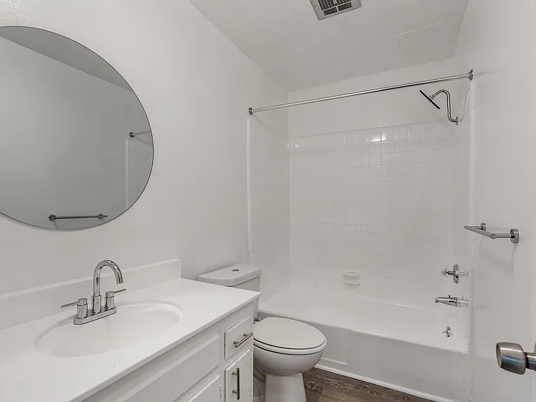THE COLONY AT DRONFIELD (Mountain View Manor) — Photo 22