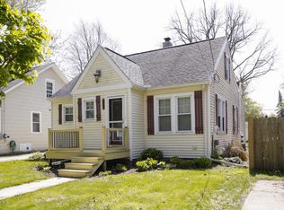 1710 Palmer Ave, Kalamazoo, MI 49001