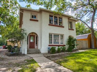 308 E 8th St, Bonham, TX 75418