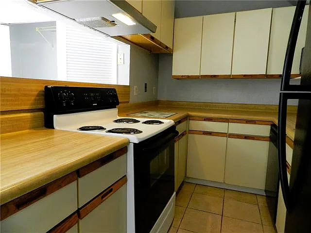 116 Live Oak St #3 — Photo 9