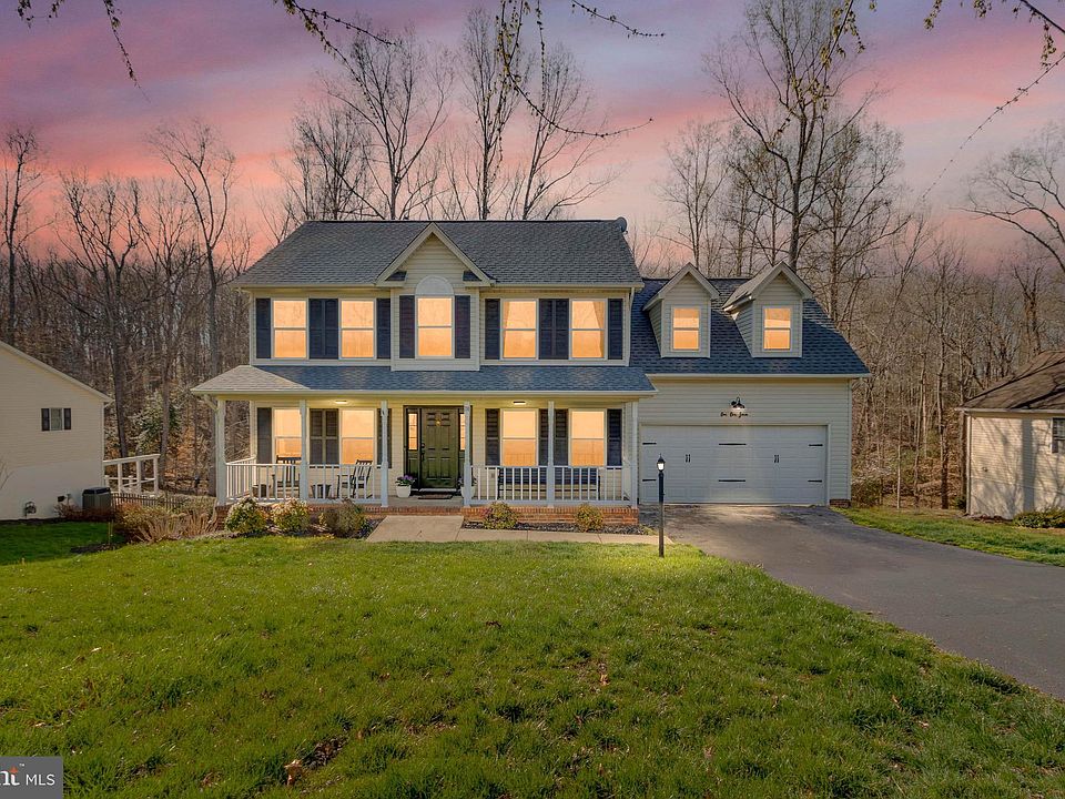 1st image of 114 Hamlin Dr