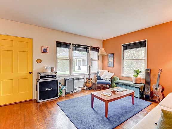 5th image of 1954 Oakwood St