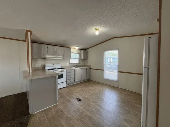 24708 Bellwood St #12, Harrison Township, MI 48045