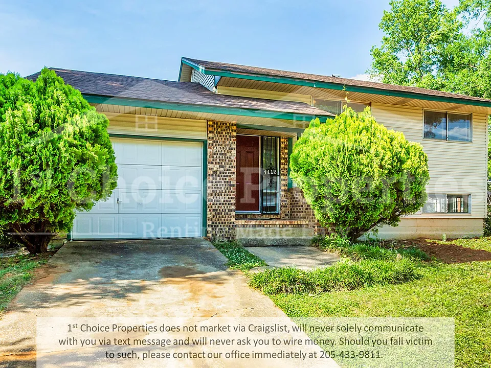 1112 S Gale Dr