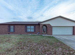 848 Fox Glenn Ln, Belleville, IL 62221