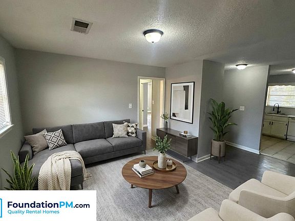 4th image of 34 N Idlewild St #2A