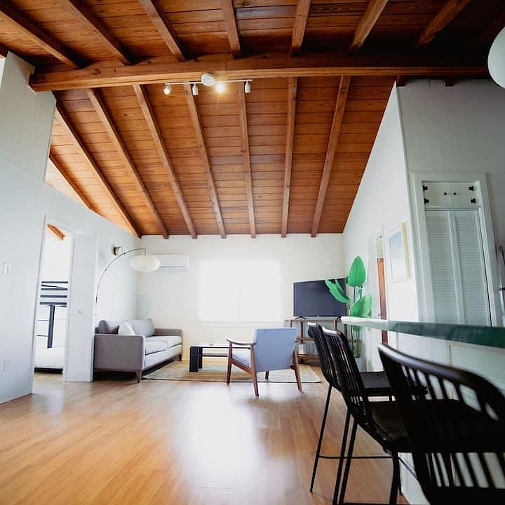 1st image of 4015 Hardin Dr