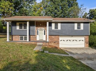 8110 Blue Spruce Dr, Hixson, TN 37343