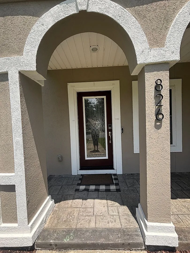 826 Blvd Of The Champions Shalimar, FL 32579 — Photo 3