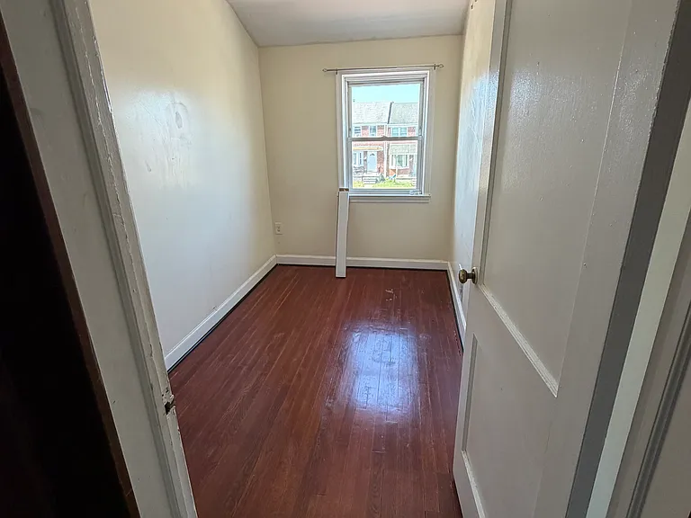 7926 Kavanagh Rd — Photo 11
