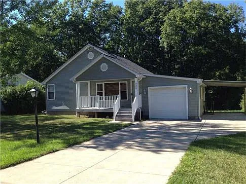 4508 Village St photo 1