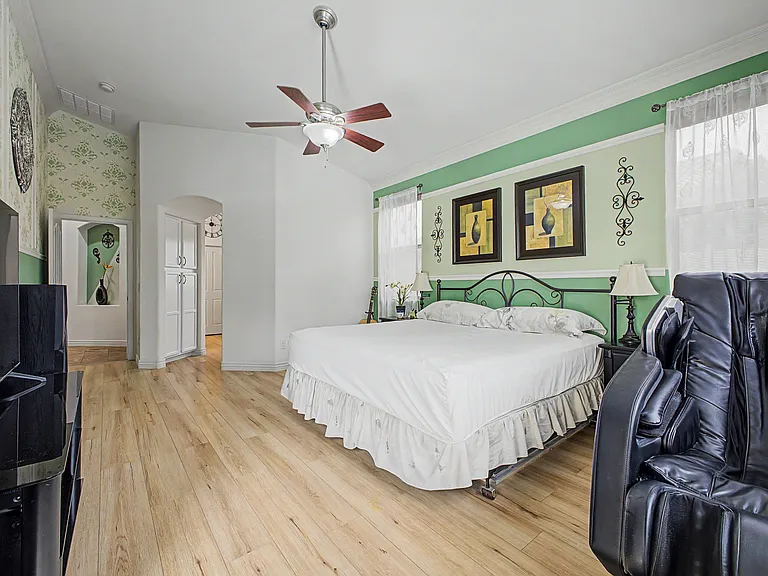 12867 W Segovia Dr — Photo 18