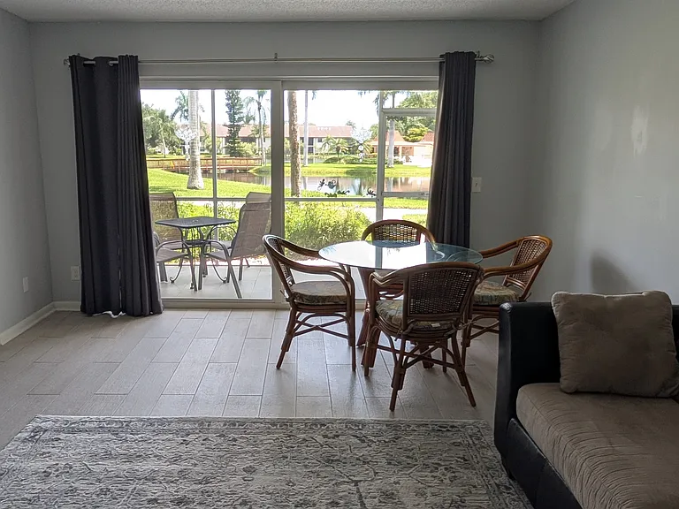 Family room & Lanai