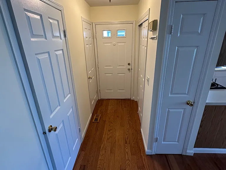 604 Wheatfield Ct #604 — Photo 11