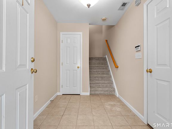 4th image of 2720 State Street #21