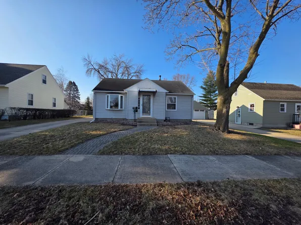 2112 E Oakland Ave, Austin, MN 55912