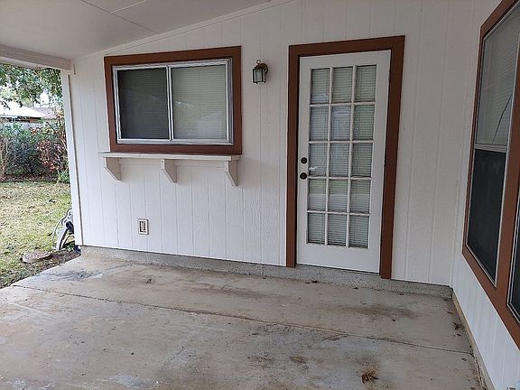 5th image of 8339 Thorncliff Dr